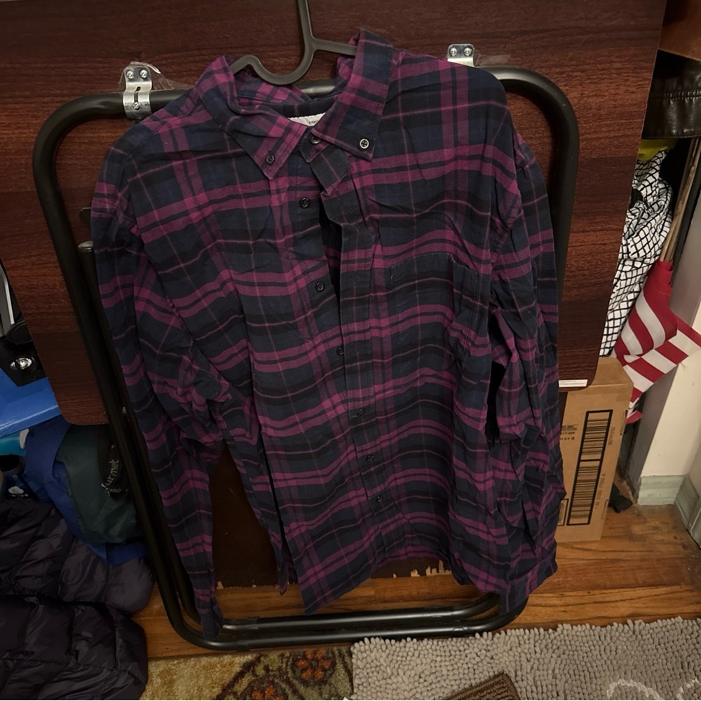 Old Navy Men's Plaid Shirt in Dark Purple and Black